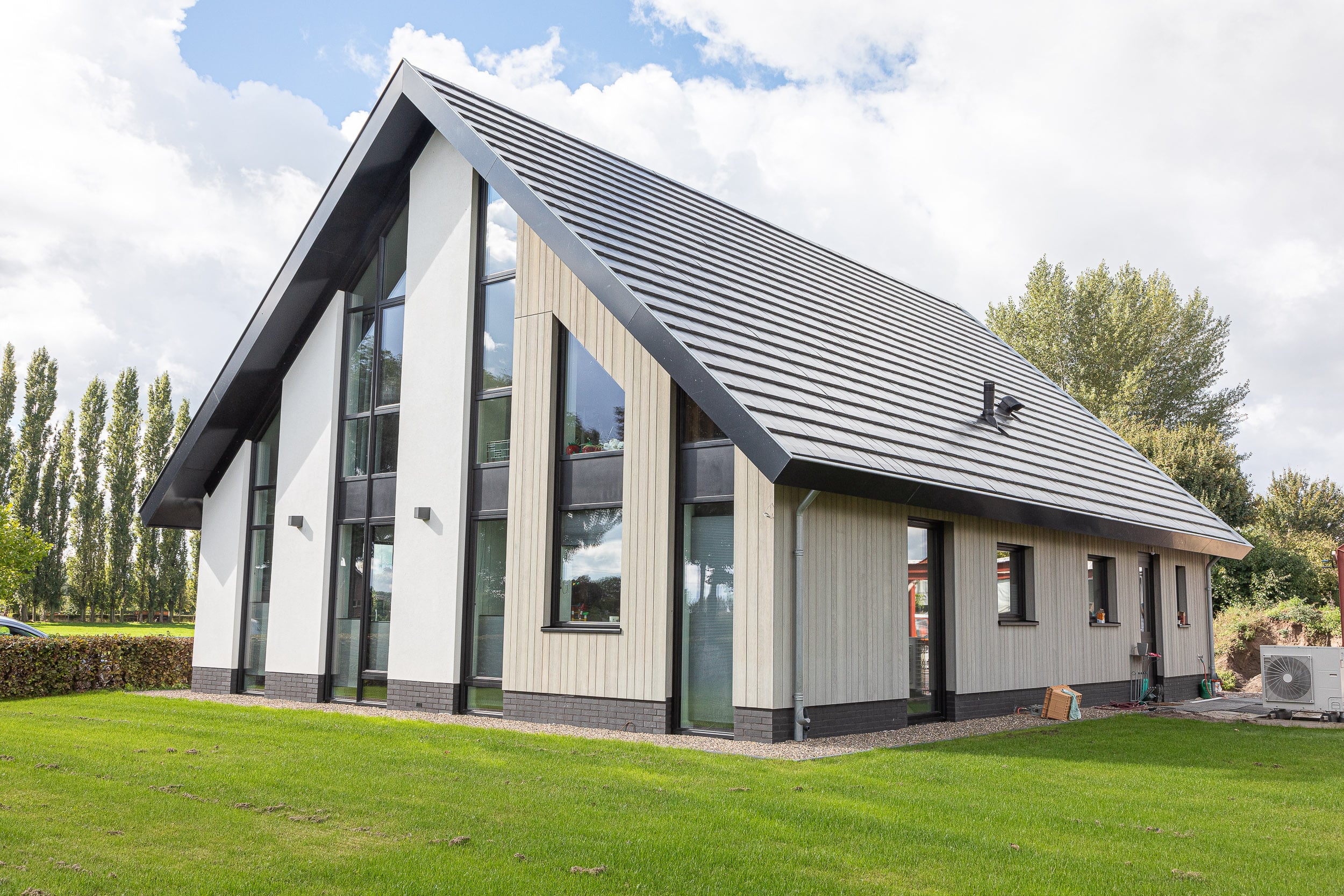 Isoblok duurzaam huis bouwen met cellenbeton in Zevenaar schuurwoning