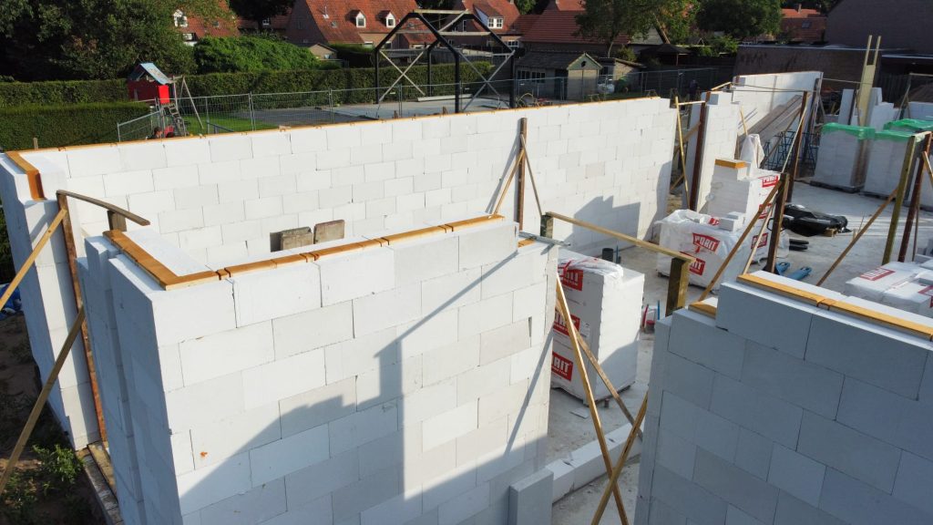 Cellenbeton muur bouwen